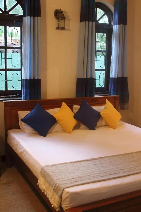 Airport Gateway Residence Negombo