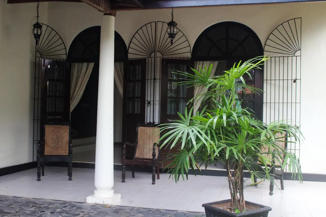 Airport Gateway Residence Negombo 0*,