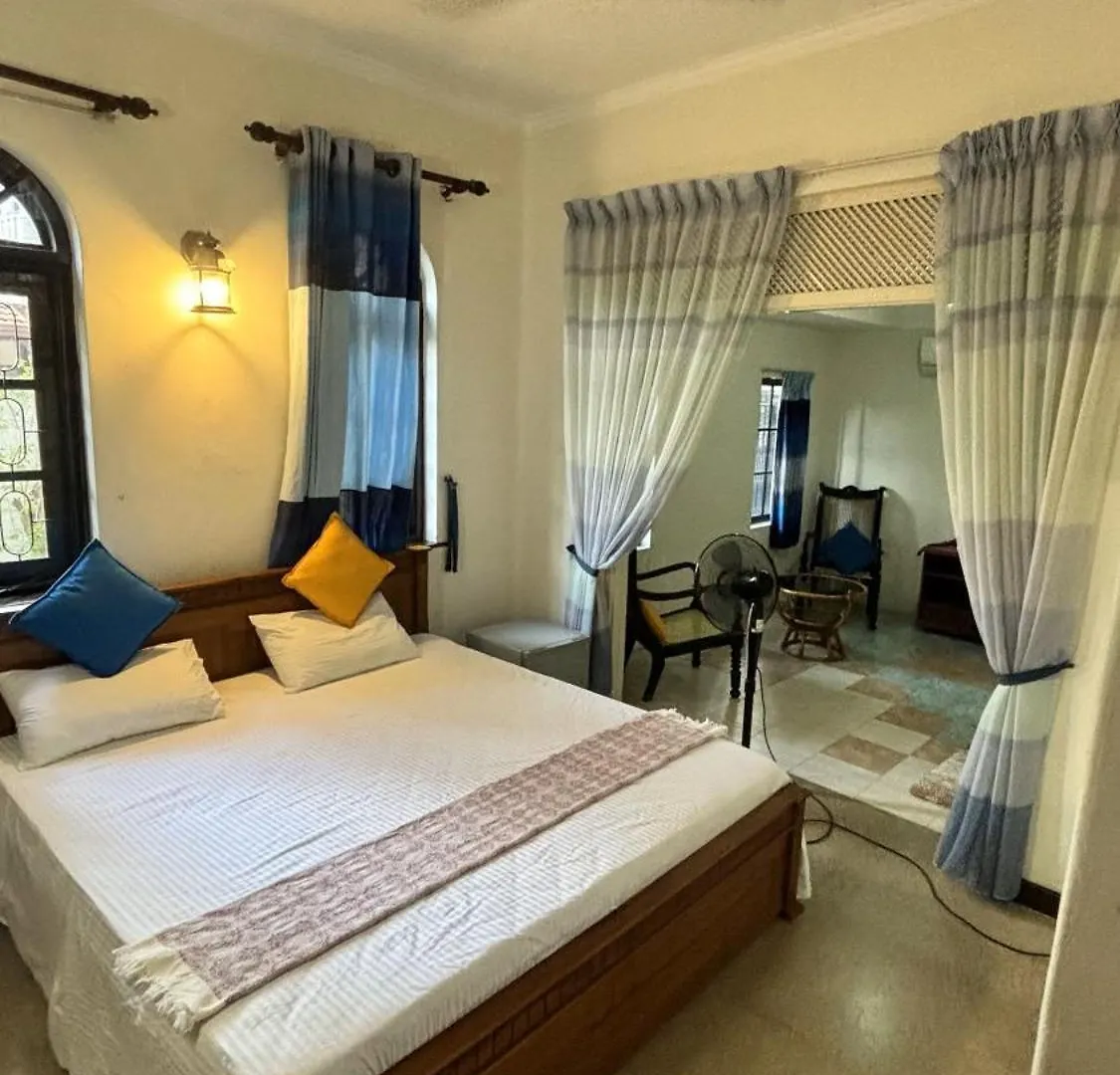 Airport Gateway Residence Negombo