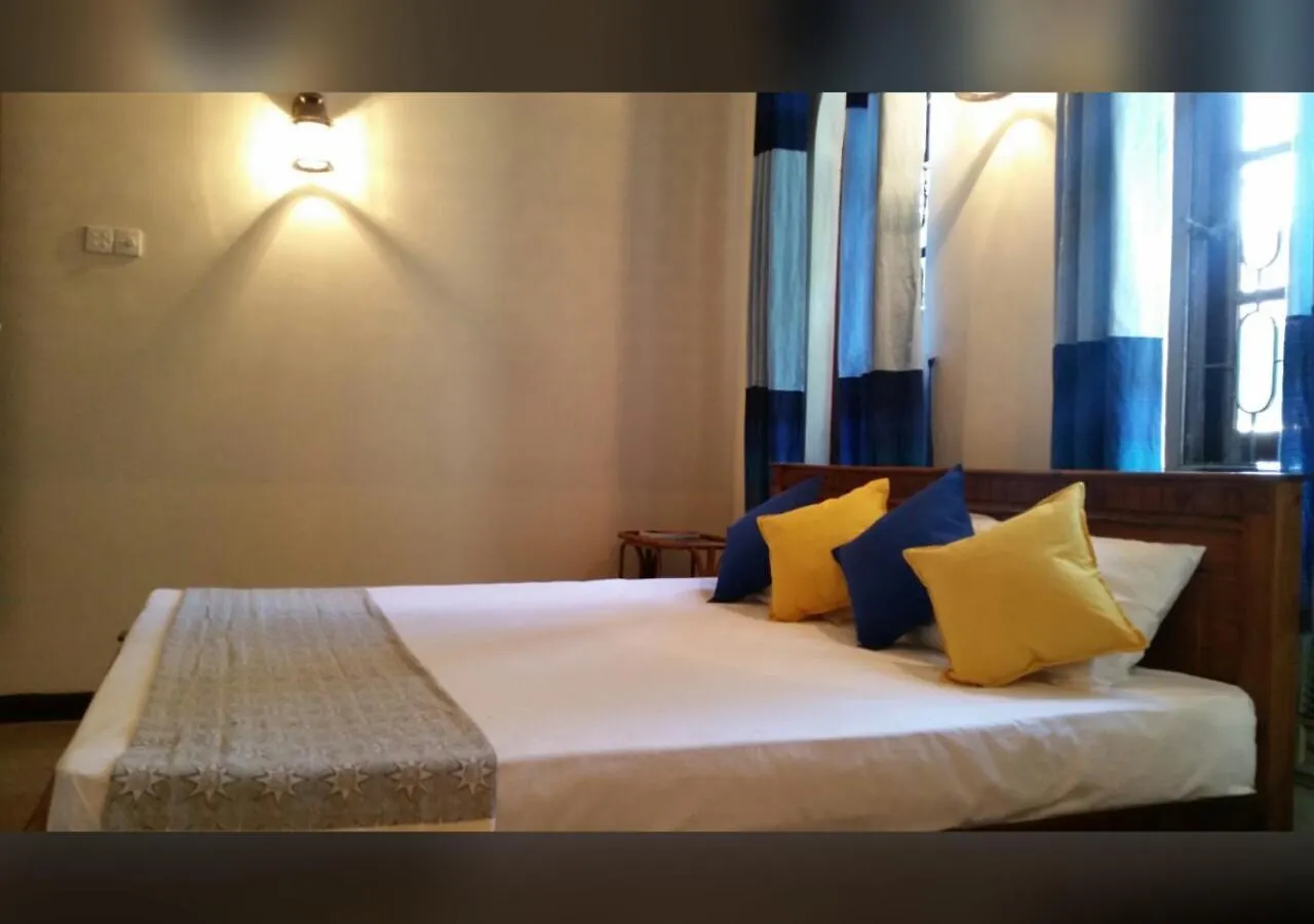 Homestay Airport Gateway Residence Negombo