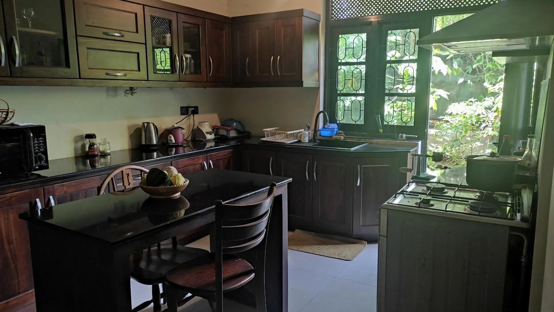 Airport Gateway Residence Negombo